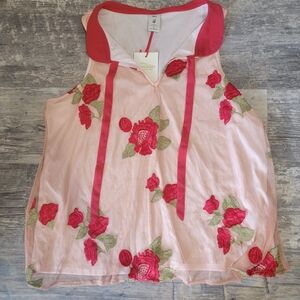 Disney by Lauren conrad floral top